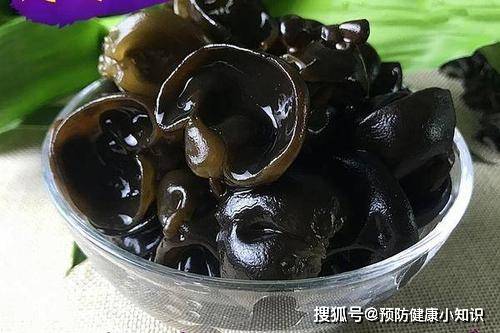 肝脏|肝硬化是否跟喝酒有关？医生：冰箱中2样食物更伤肝，不妨了解