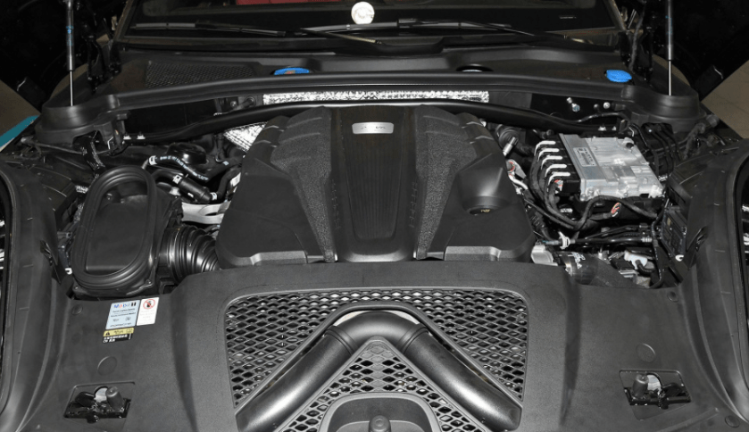 新款保时捷macan起售5540万元性价比究竟如何