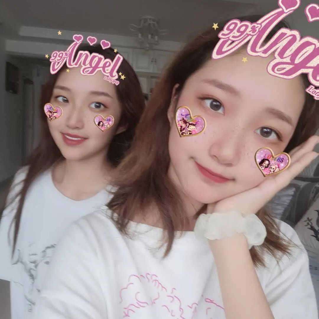 双胞胎|超高度近视┃双胞胎姐妹携手郑州爱尔眼科摘镜，蜕变新生，开启全新舞蹈之路