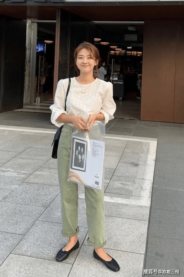 短裙|穿衣搭配: 开学季穿搭推荐