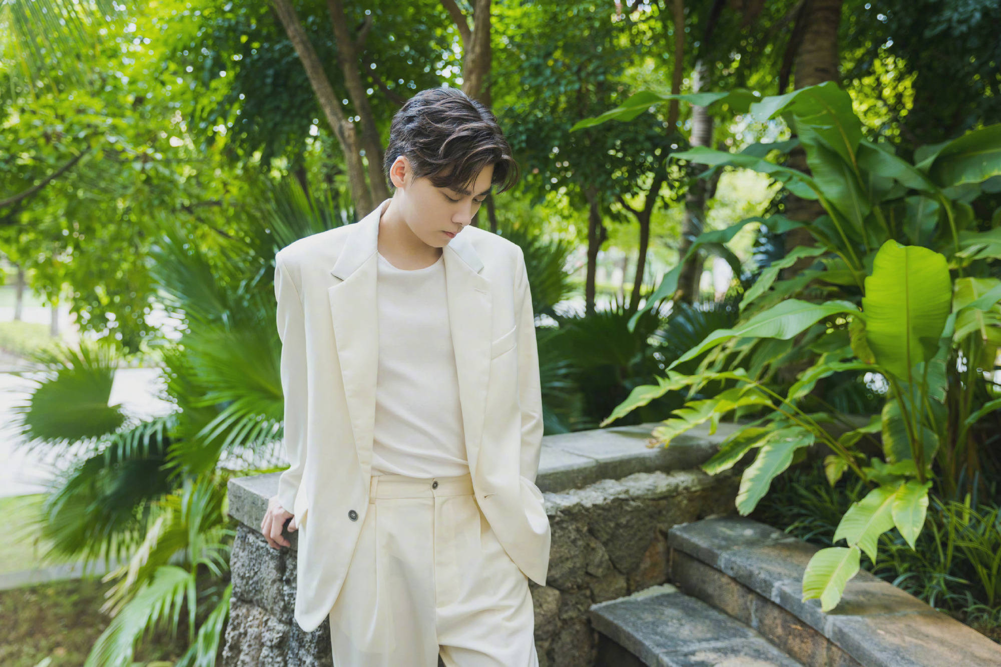 流量|李易峰|逐一打破身上的标签 成为那个想要成为的人