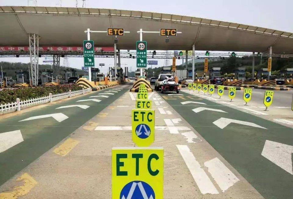 专用车道只允许专用车通过吗 2c9757ea1c8f43cd9ea6a6e70d54f149.jpeg