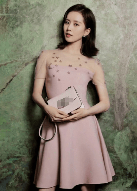 设计|刘诗诗：知性温柔，大家闺秀的气质，美丽动人