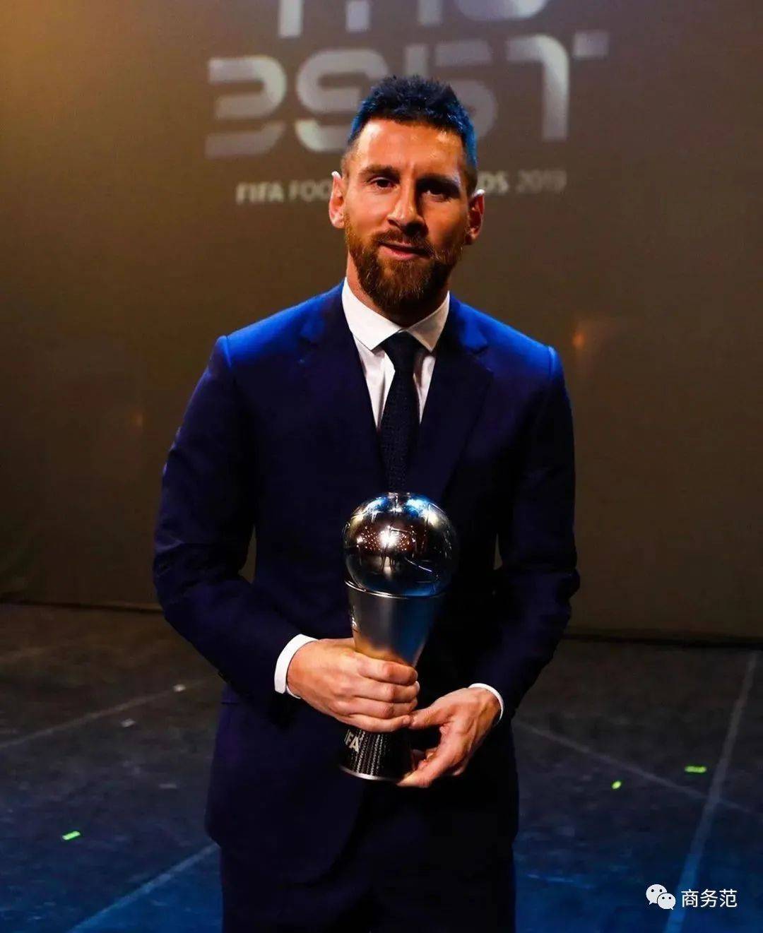 原创34岁梅西巴黎首秀年入8亿戴爱彼开路虎和老婆20年感情甜蜜