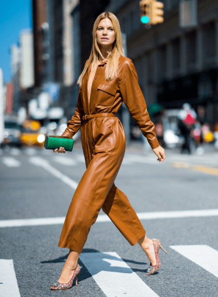 整体|初秋该换上时髦的连体裤了,修身的版型优雅时尚,尽显干练的气质