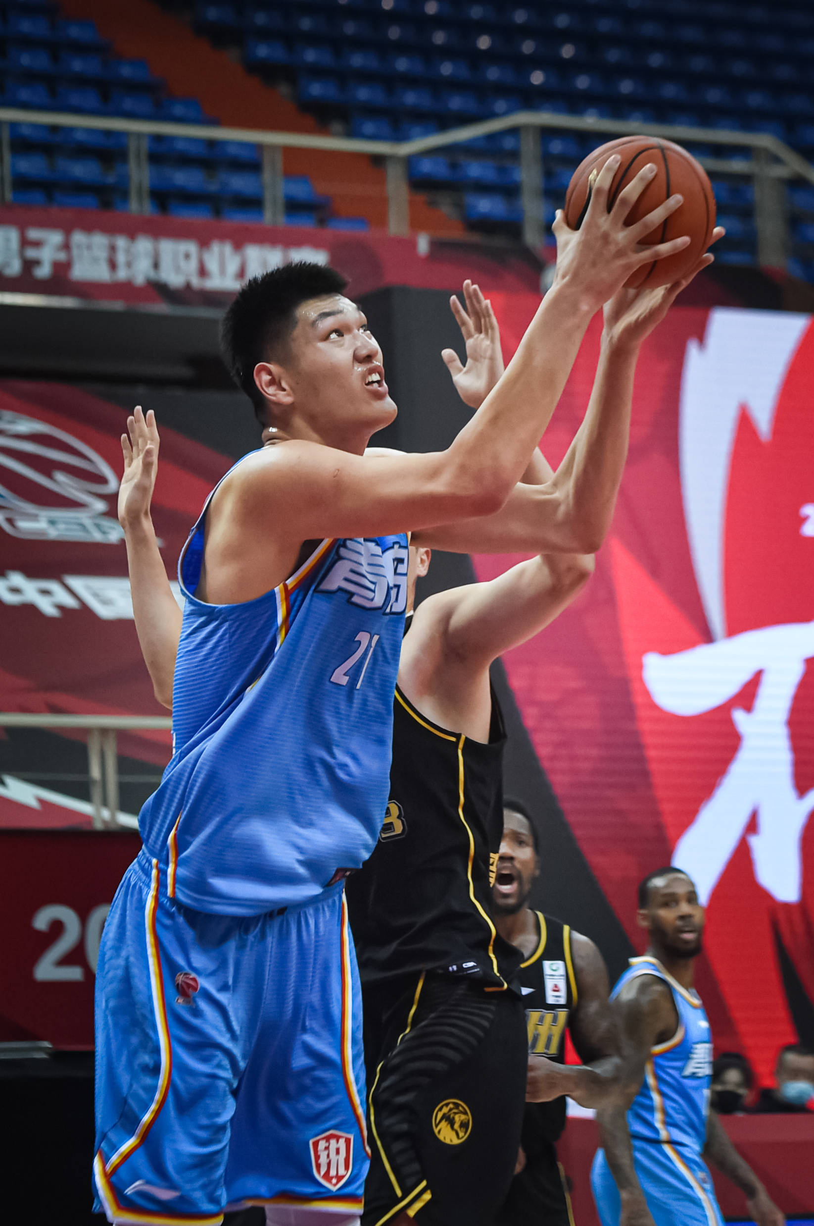 实力不亚于沈梓捷,刘传兴未能续约恐赴海外,24岁的天花板