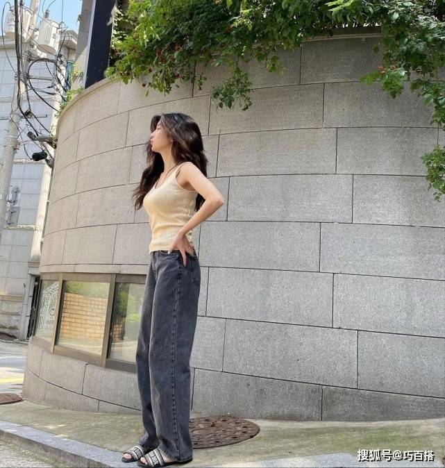 权恩菲和少女感穿搭的配适度太高了!清新可爱又纯欲,表现力绝了_身材