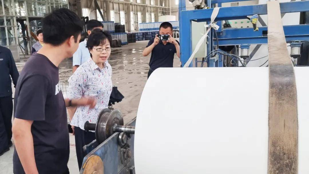 兰州市副市长杨平一行莅临集团公司兰雨事业部指导考察