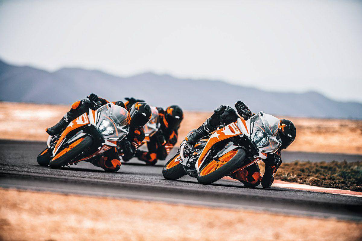 2022 ktm rc 125/200/390同步改款:內外全面大升級