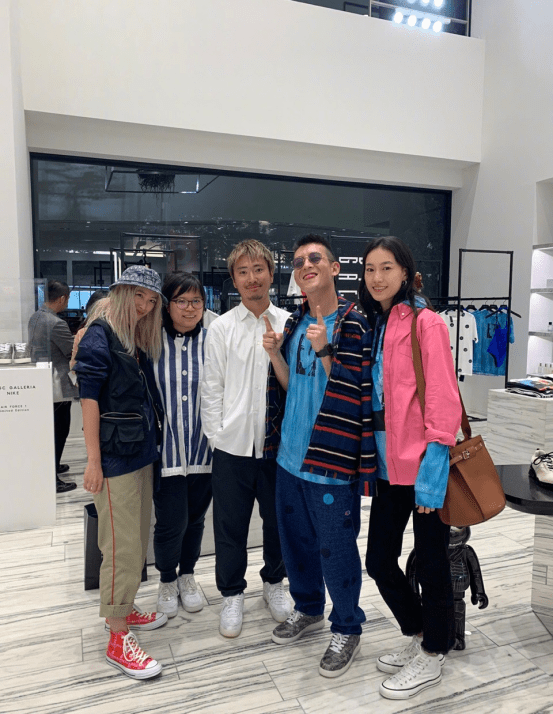 秦舒培|‘拿得住’陈冠希的女人有韵味,秦舒培虽然不惊艳,但穿搭挺有范