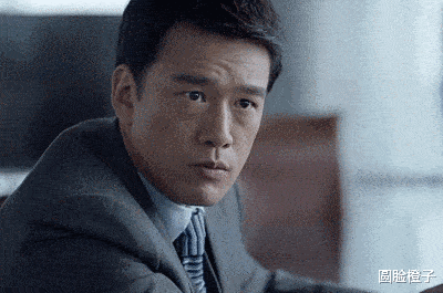 单眼皮|别再吹浓眉大眼了！这5位男演员告诉你，眼睛小一样可以帅气逼人
