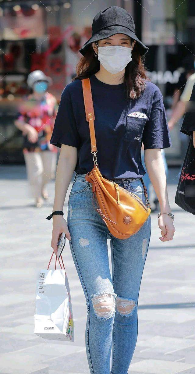 颜色|靓丽有型的打底裤穿起来增高显瘦,轻柔舒适又显气质,炫酷十足