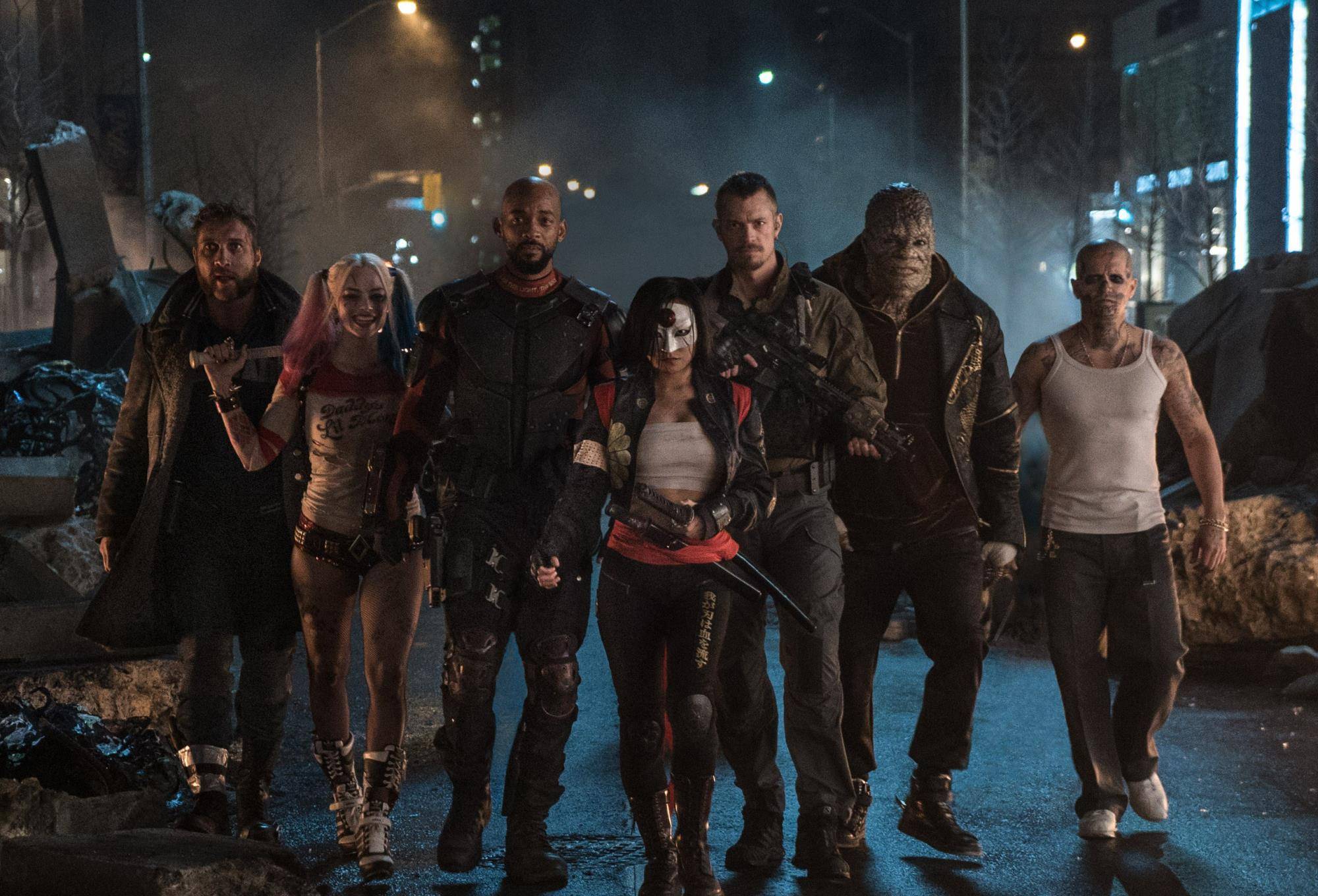 dc:x特遣队第一部强行煽情口碑暴跌,第二部口碑逆袭获高分