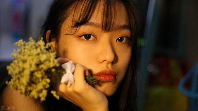 九宫格拍照技巧构图人物 70e39ca325684ce8ae2828d8b0c1c686.jpeg