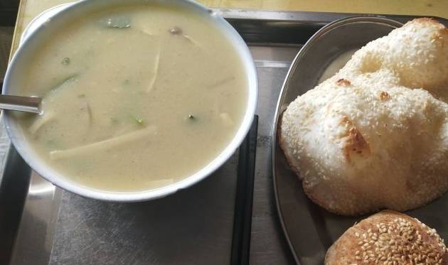 甜沫|济南开了43年的早餐店，甜沫5元一份是济南老味道，一天卖1000碗