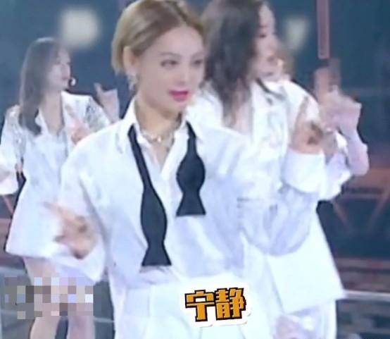 刘敏涛|“时尚是个轮回”，张国荣多年前这套衣服，这么多明星都在模仿
