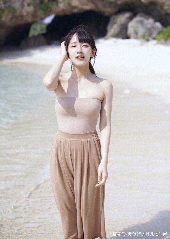 身材|日本90后当红小花吉冈里帆，治愈系穿搭唯美清纯，韵味十足
