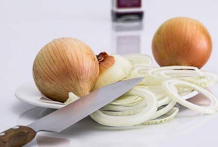 肠胃|喝绿豆汤能降低血糖？医生：想降血糖或可多吃这5种食物，了解下