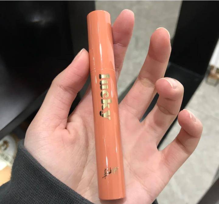 姐妹|黄皮姐妹“必入”口红！卡婷温柔显气质，im meme自然高级