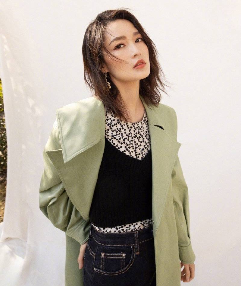 身材|30岁李沁身材这么好？穿红色蕾丝裙丝毫不显臃肿，反而特衬比例