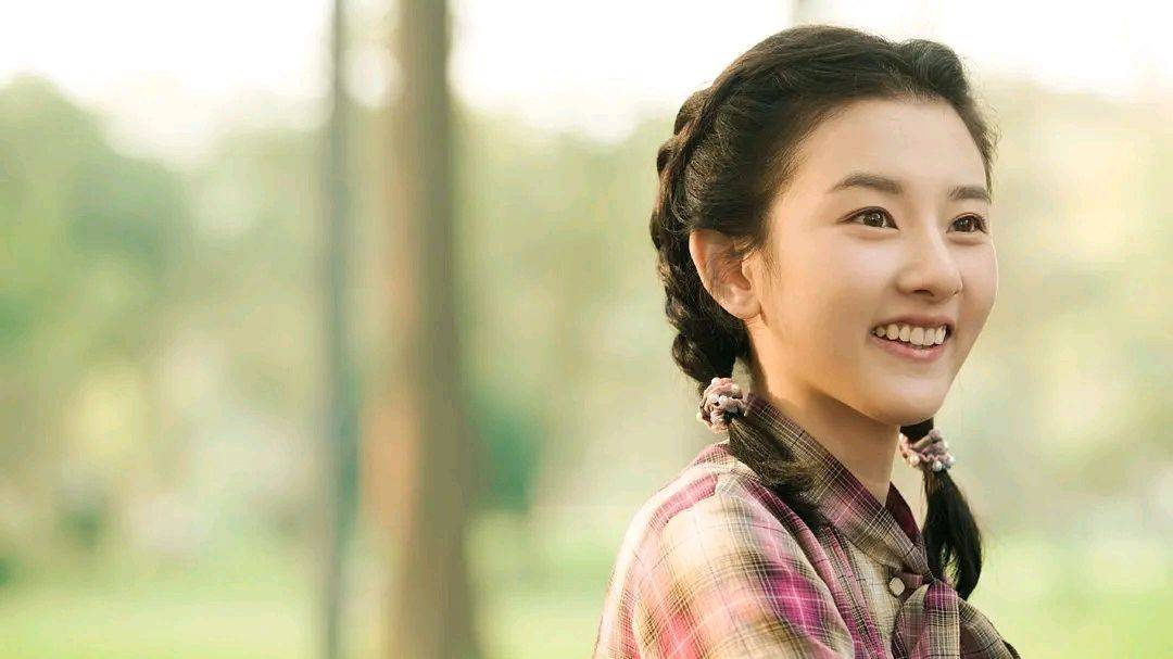 戚成钢|宋祖儿出演《乔家的儿女》演技可圈可点，网友还送了她一个外号