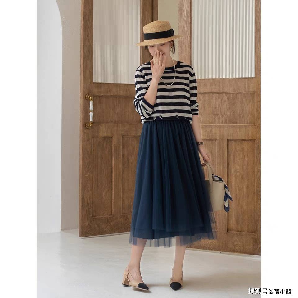 姐妹|早秋最chic的下装搭配！牛仔裤、西裤、半身裙，简约百搭不挑身材