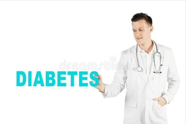 饮水量|糖友要少喝水，以防多尿？医生辟谣：这样喝水，有利于血糖平稳
