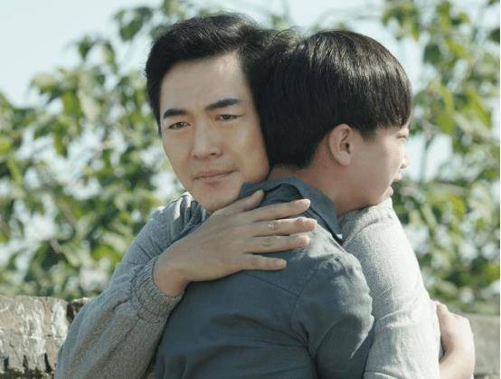 因为|看《乔家的儿女》的观后感，“渣爹”乔祖望让人生气，却恨不起来