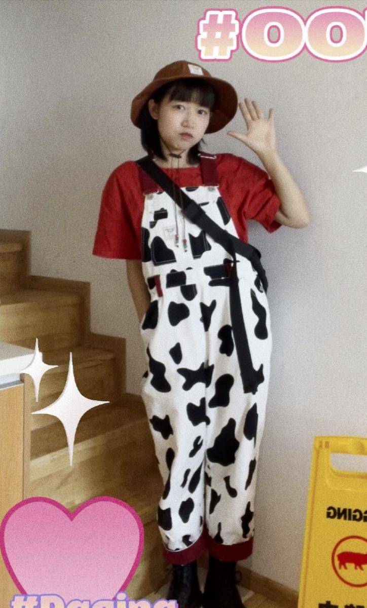 浅色|好看的背带裤不只牛仔面料,元气满满还可爱,初秋的绝佳服饰