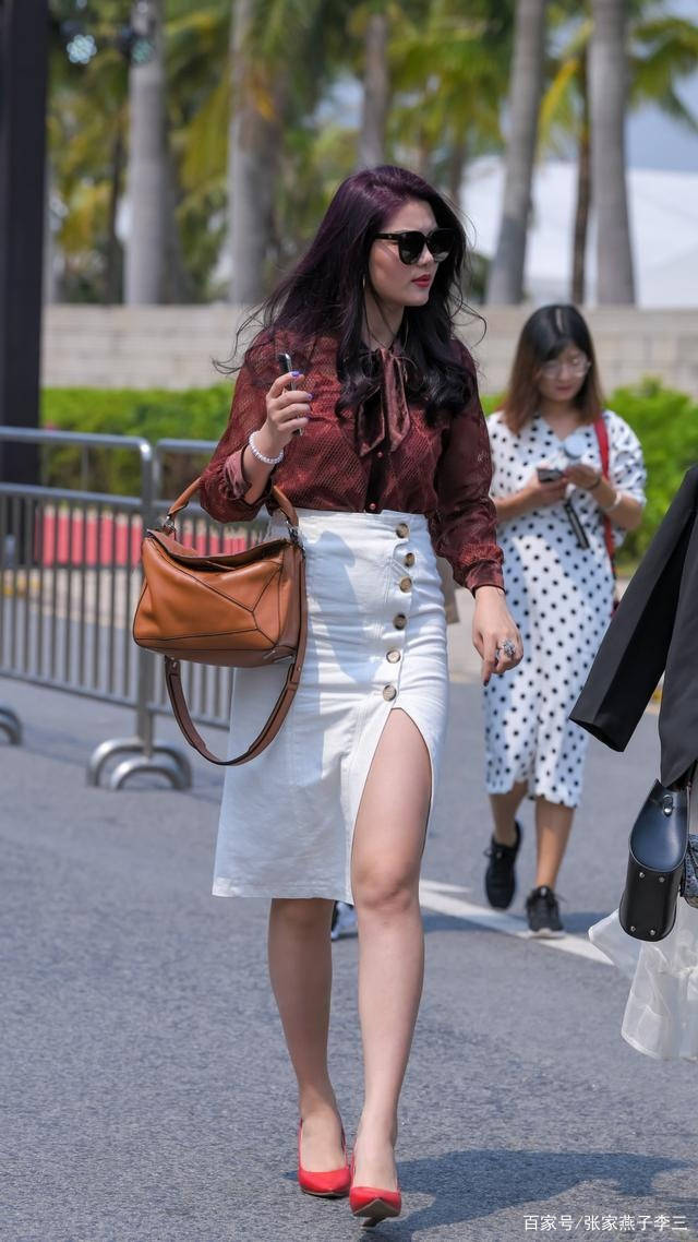 前人|“腰圆臀”服装强吗？没错。合乎情理的衣着会让人眼前一亮！