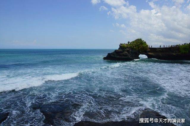 这个岛被称为“花之岛”，拥有极美风景，去过的人都不想离开