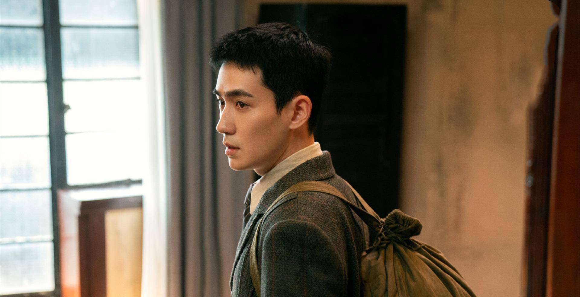 演技|朱一龙再上热搜，继《叛逆者》后新作品，无限深度改名《峰爆》！