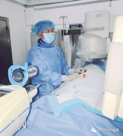 团队|西安市中心医院消化病院介入团队成功完成TIPSS手术