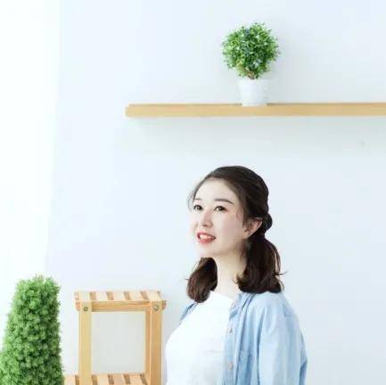 满地|爱上阅读 | 满地都是六便士的街上，他抬起头看到了月光……