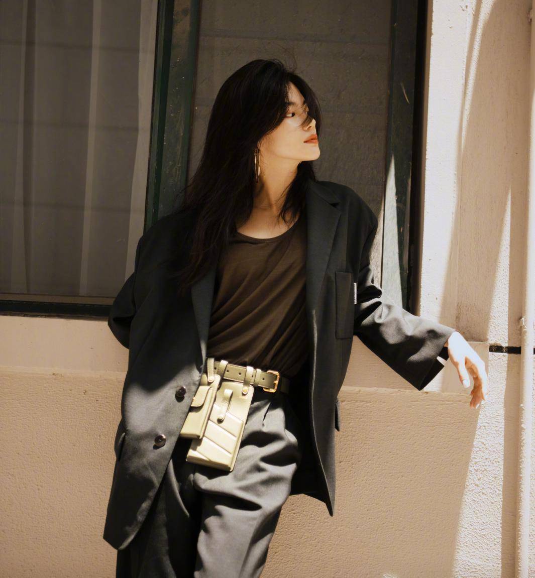 新人|陈坤旗下新人李蔓瑄,长相高级酷似“王菲”,时尚表现力让人惊艳