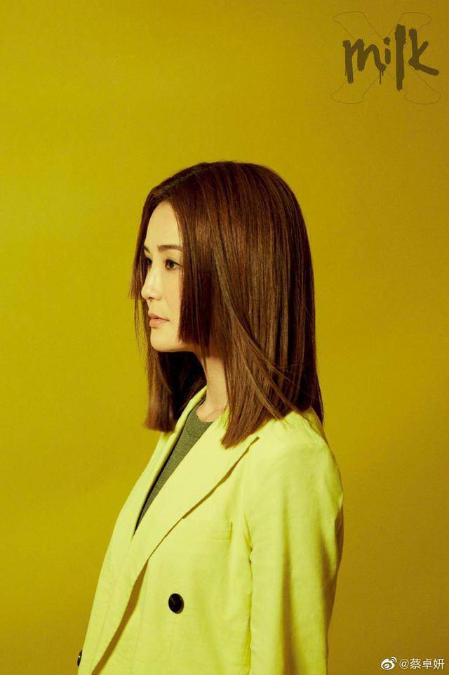 设计|青春少女蔡卓妍,37岁依然这么美,皮肤状态仍然停留20岁