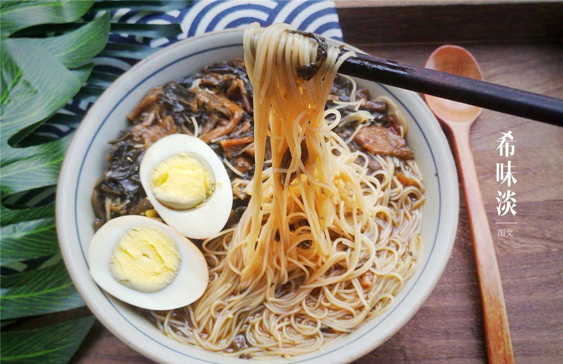 米面|这碗面江南人的最爱，汤头醇厚，用料简单，不早起8分钟搞定！