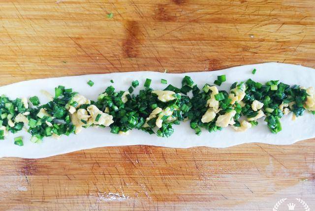 关键|这样活面烙馅饼,皮薄馅大,面软好吃,放凉也不硬