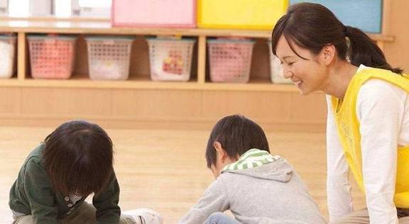 家长|“妈，我不去幼儿园行吗？”当孩子恐惧幼儿园时，家长应该这样做