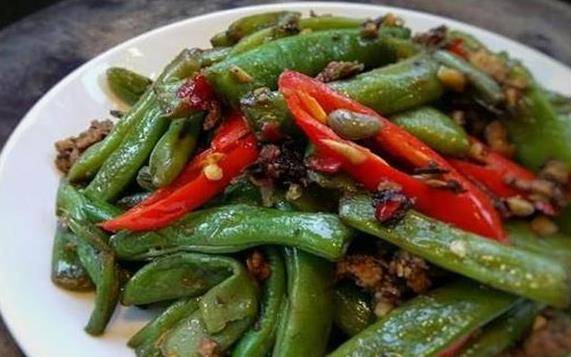 豆角怎么炒才像干煸 2146875f325c410fb597d064368479fc.jpeg