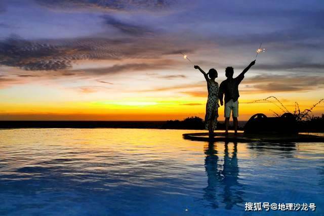 大气层|什么是摄影拍摄时，经常说的“黄金时刻”和“蓝调时刻”？