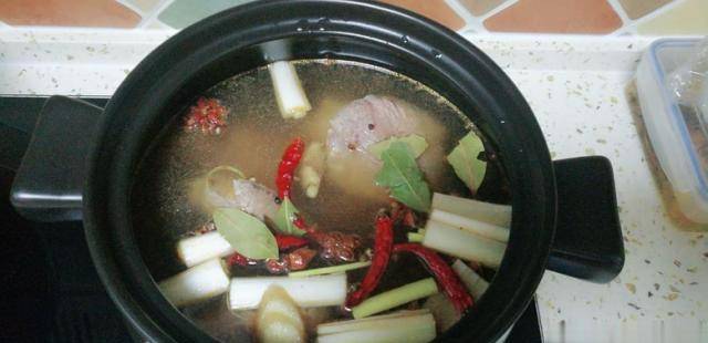 牛肉怎么样卤才好吃又嫩视频 4734ff1a05e84f518dc051dcf171c7b7.jpeg