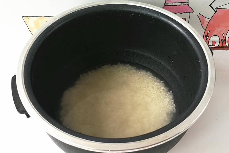 怎么煮米饭不用放油 77070b96f2b146dd99ad437dd7fda1d2.jpeg