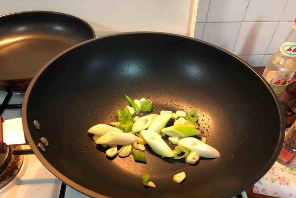 炒什么菜放葱炒什么菜放蒜 9e74f15673b94007a677966aa58bac96.jpeg