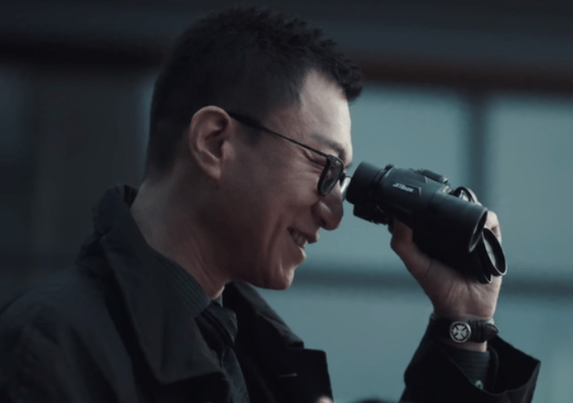 全靠|《扫黑风暴》高开低走，男主一个举动太多余，被指比反派还招人烦？