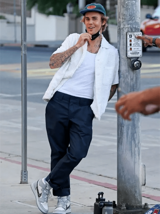 品牌|被Supreme曝光的Dickies，新联名已刷爆朋友圈/排队抢购，新合作款发售！