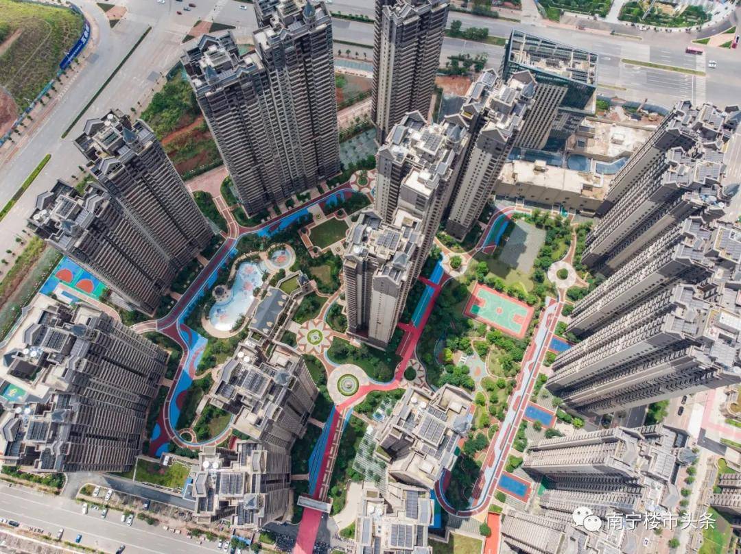 千亩大盘惊现“牵手楼”后续：业主很淡定_头条