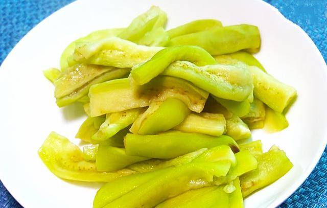 茄子怎么样做好吃不用淀粉 7a3bb0e381354b7681d9fbc93525e8f7.jpeg