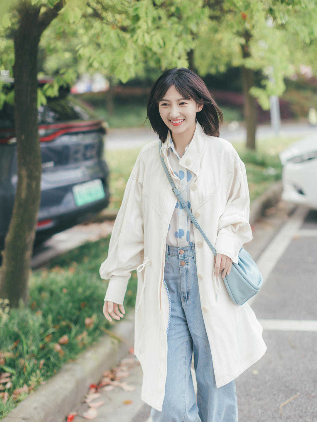 感觉|秋季,针织衫怎么穿出高级感?搭配这几个基础款,绝对惊艳