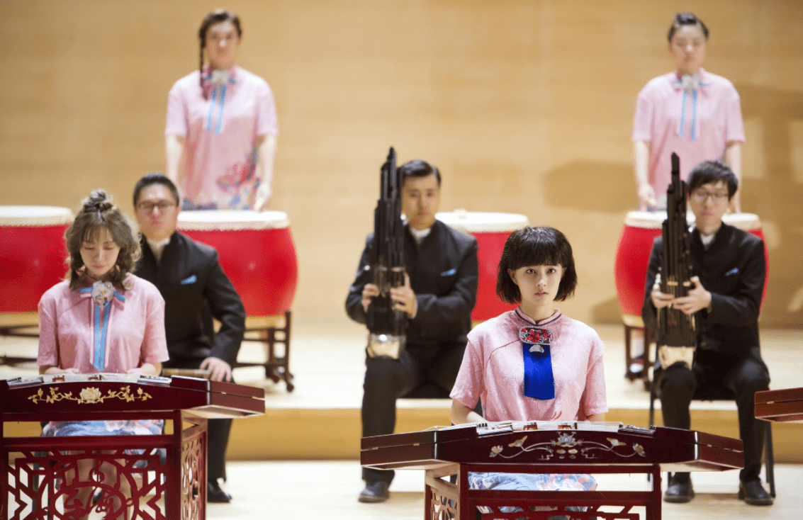 梦想|《闪光少女》:勇敢维护梦想,才是热血的青春